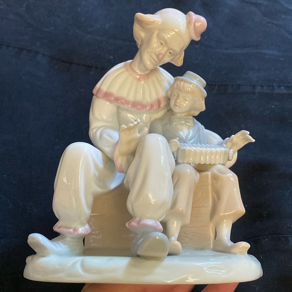Clown figurine Paul Sebastian Porcelain Clown  Friendship